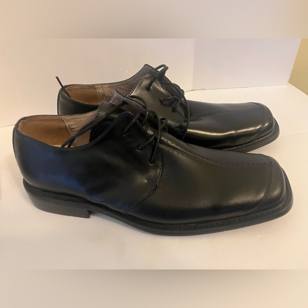 Fratelli Select Mens 8M Black dress shoes